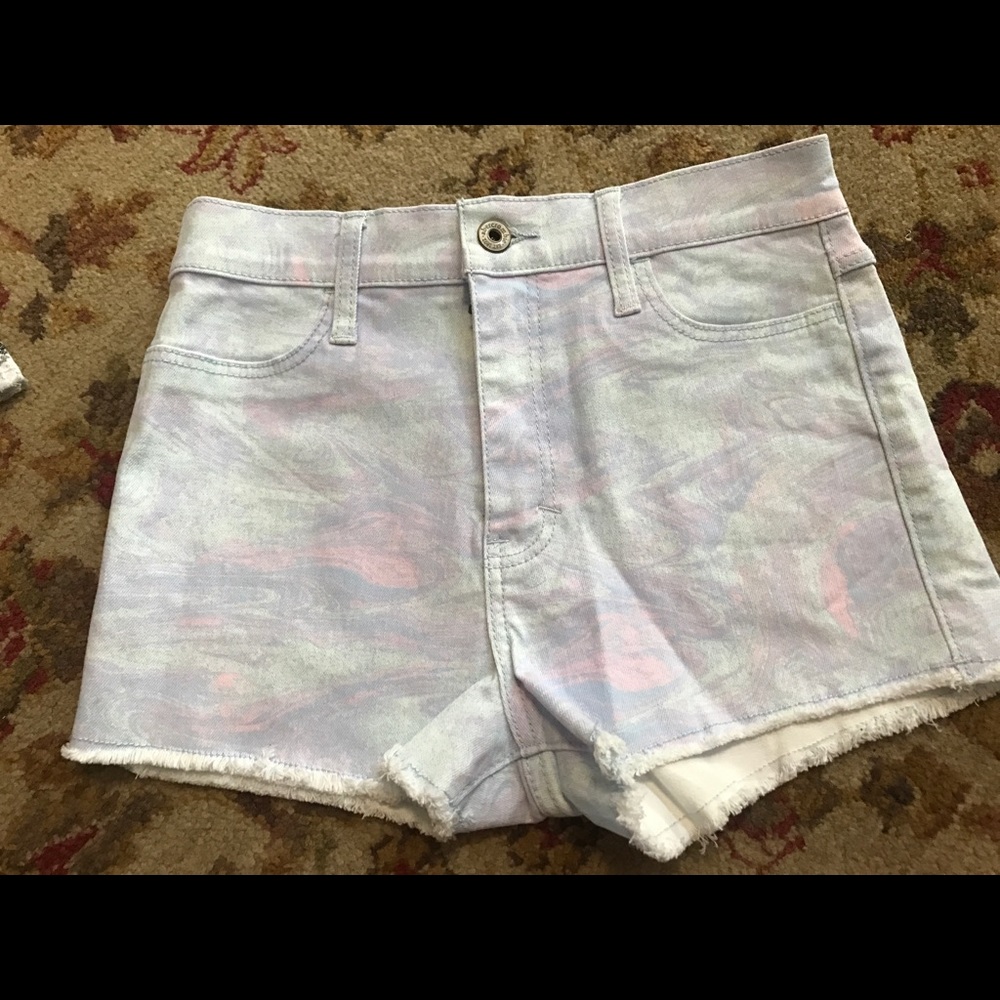 **brand new** High waisted jean shorts